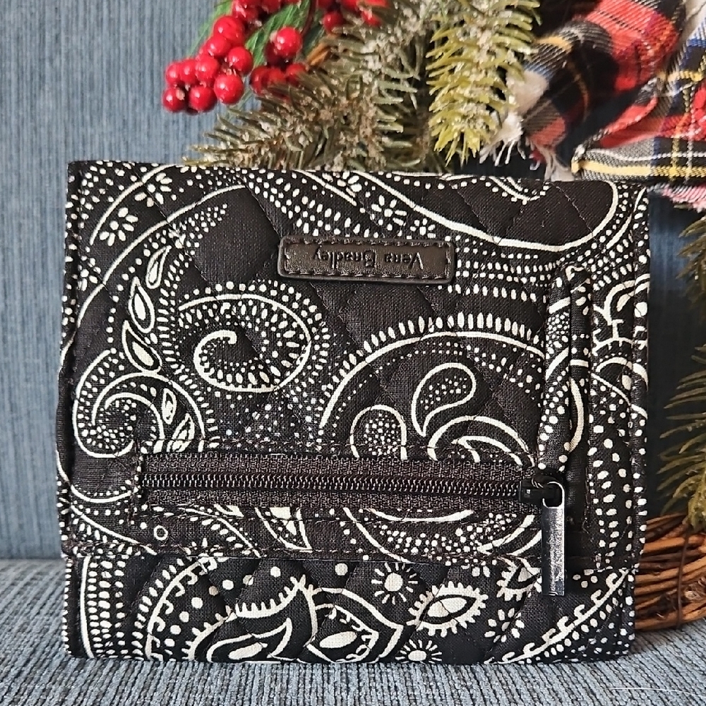 NWT Vera Bradley Stellar Paisley Tri-fold Wallet